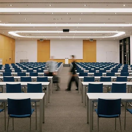Lufthansa - Than A Conference Отель 4*