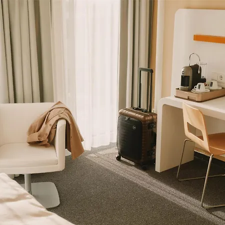 Lufthansa - Than A Conference 4* Зехайм-Югенхайм