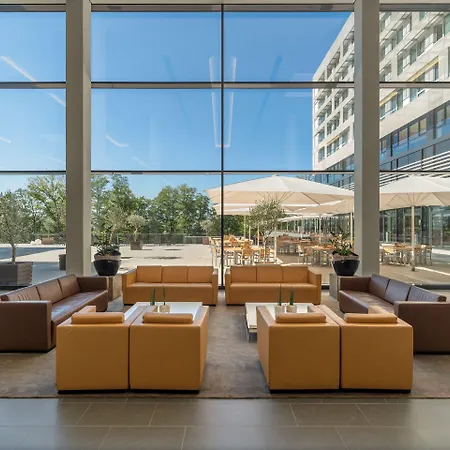 Hotel Lufthansa - Than A Conference 4*