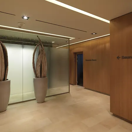 Lufthansa - Than A Conference Hotel 4*