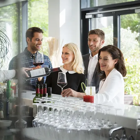 Lufthansa - Than A Conference Hotel Seeheim-Jugenheim