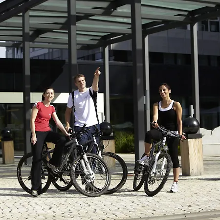 Lufthansa - Than A Conference Hotel 4*