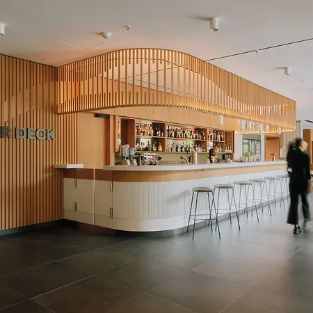 Lufthansa - Than A Conference Hotel