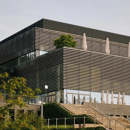 Hotel Lufthansa - Than A Conference 4*