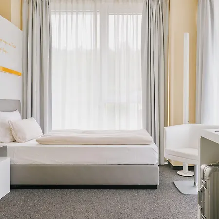 Lufthansa - Than A Conference 4*