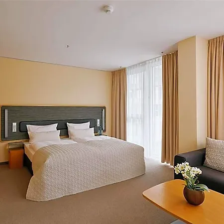 Hotel Lufthansa - Than A Conference