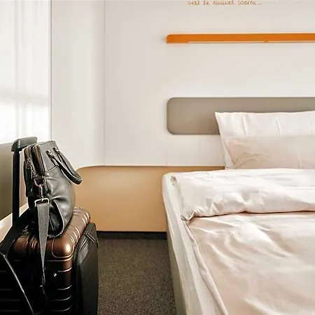 Lufthansa - Than A Conference Hotel