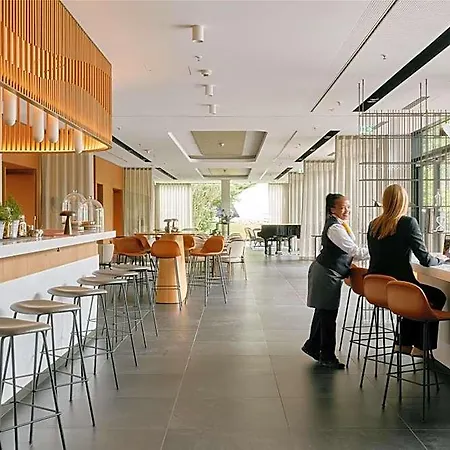 Lufthansa - Than A Conference 4*