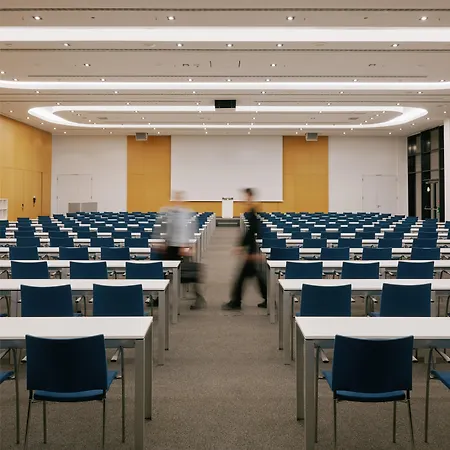 Lufthansa - Than A Conference Hotel Seeheim-Jugenheim