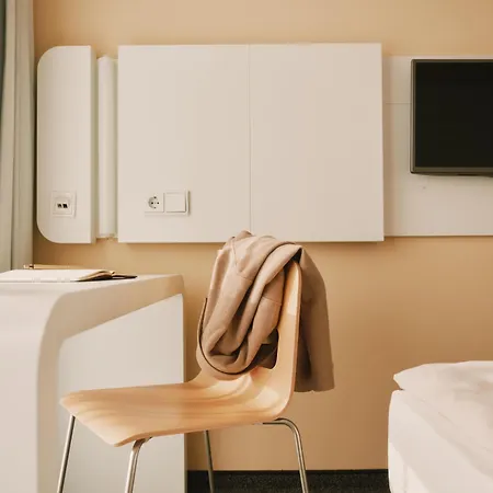 Lufthansa - Than A Conference Hotel