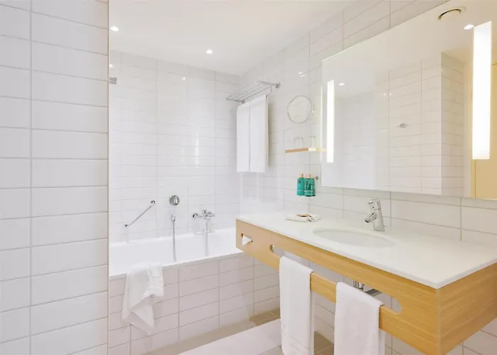 Lufthansa - Than A Conference Seeheim-Jugenheim