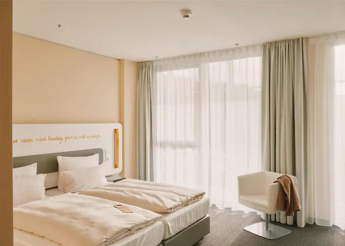 Hotel Lufthansa - Than A Conference