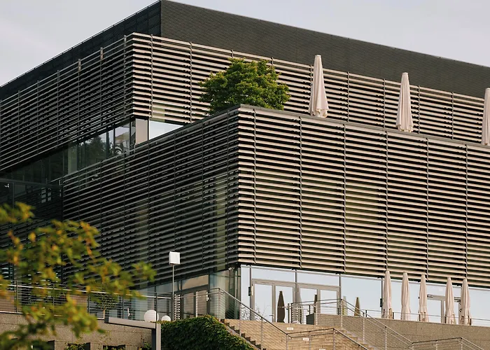 Hotel Lufthansa - Than A Conference 4*