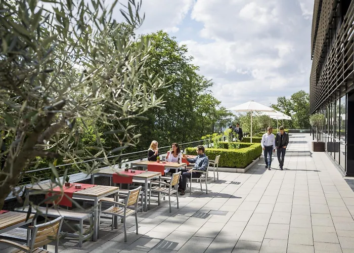 Lufthansa - Than A Conference 4*