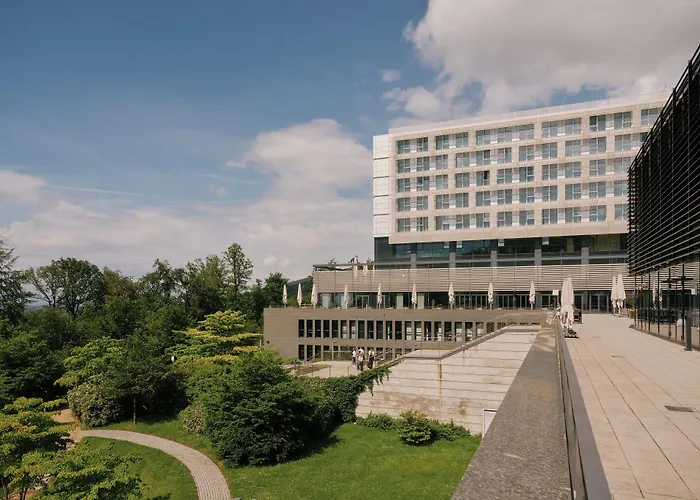 Lufthansa - Than A Conference Hotel 4*